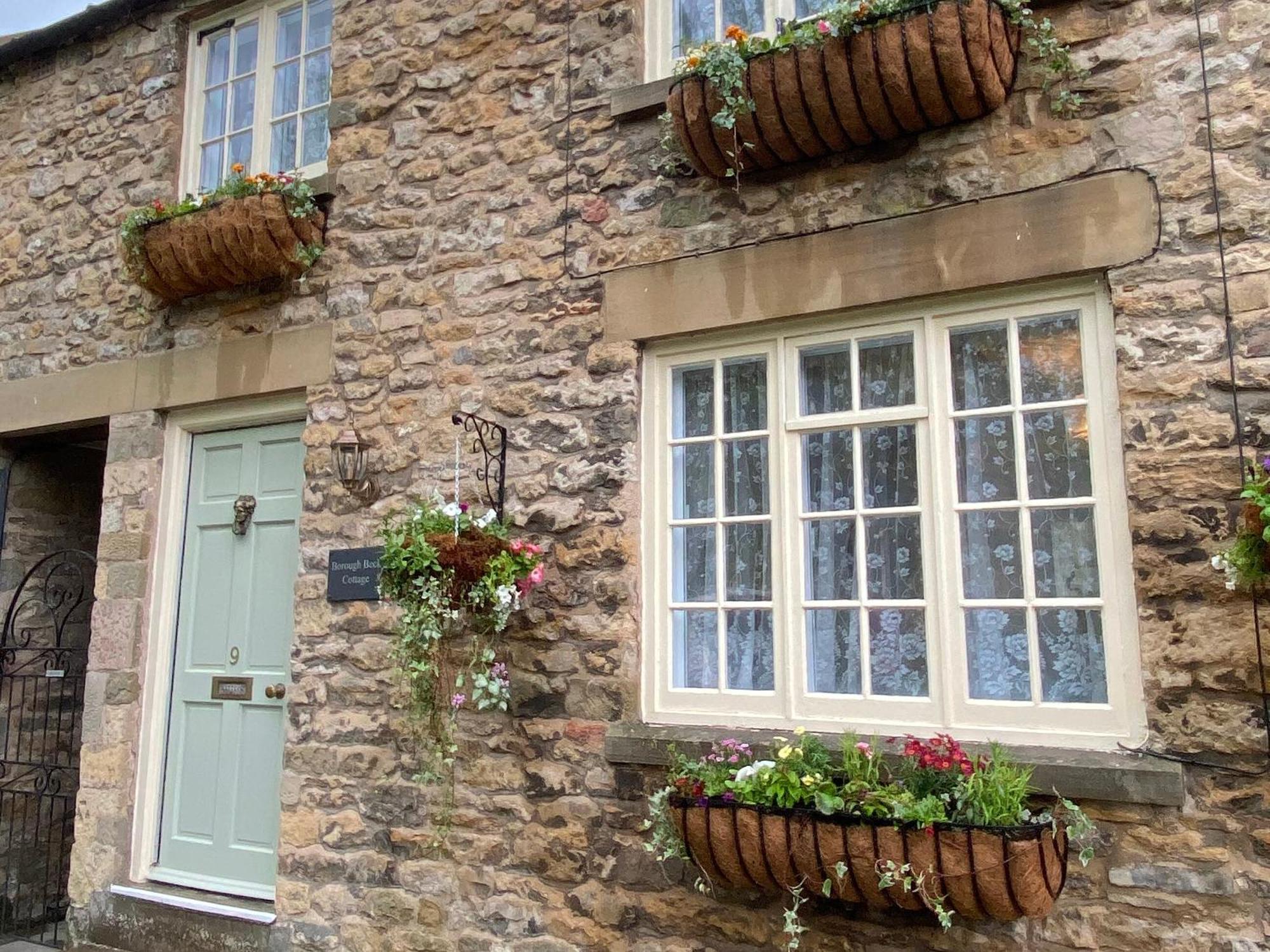 Borough Beck Cottage เฮล์มสลีย์ ภายนอก รูปภาพ